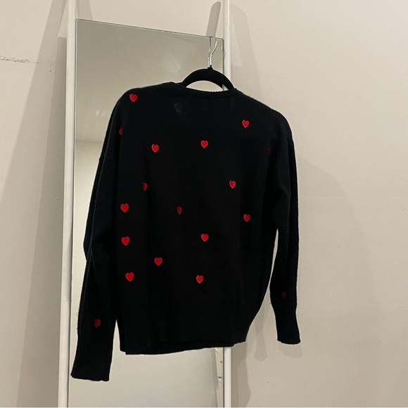 S QI Cashmere Heart Sweater - Picture 6 of 6